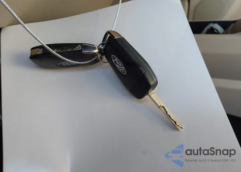 2013 Ford Fusion Hybrid Se z USA, uszkodzony, nr VIN 3FA6P0LU3DR219339